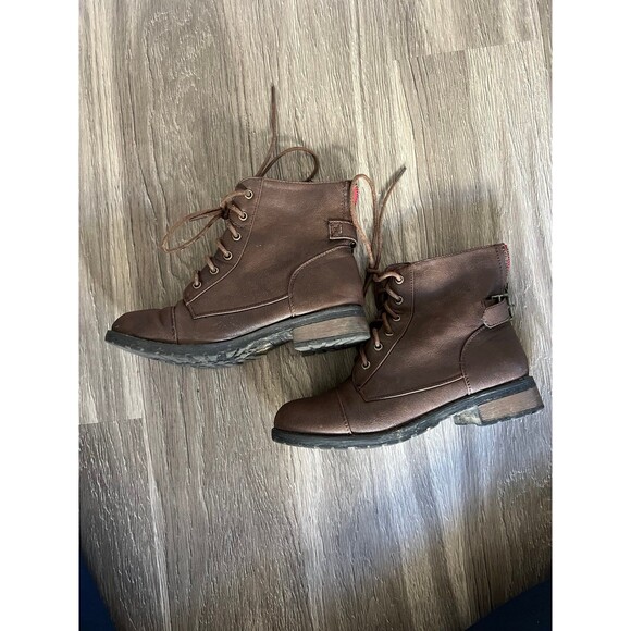 Brown Ankle Boots Fashion Fall size 5.5 like new - Picture 5 of 6